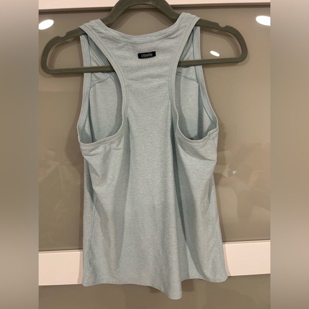 Oiselle Gray/Blue Fitted Sleeveless Tank Top - Picture 2 of 6